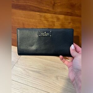 NWT Kate Spade Groove Street Large Stacy Wallet